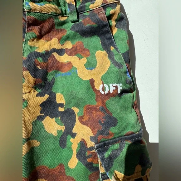 $505 Off White Kids Boys Camo Camouflage Print Khaki Cargo Pants Trousers Size 6